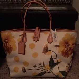 Dooney & Bourke